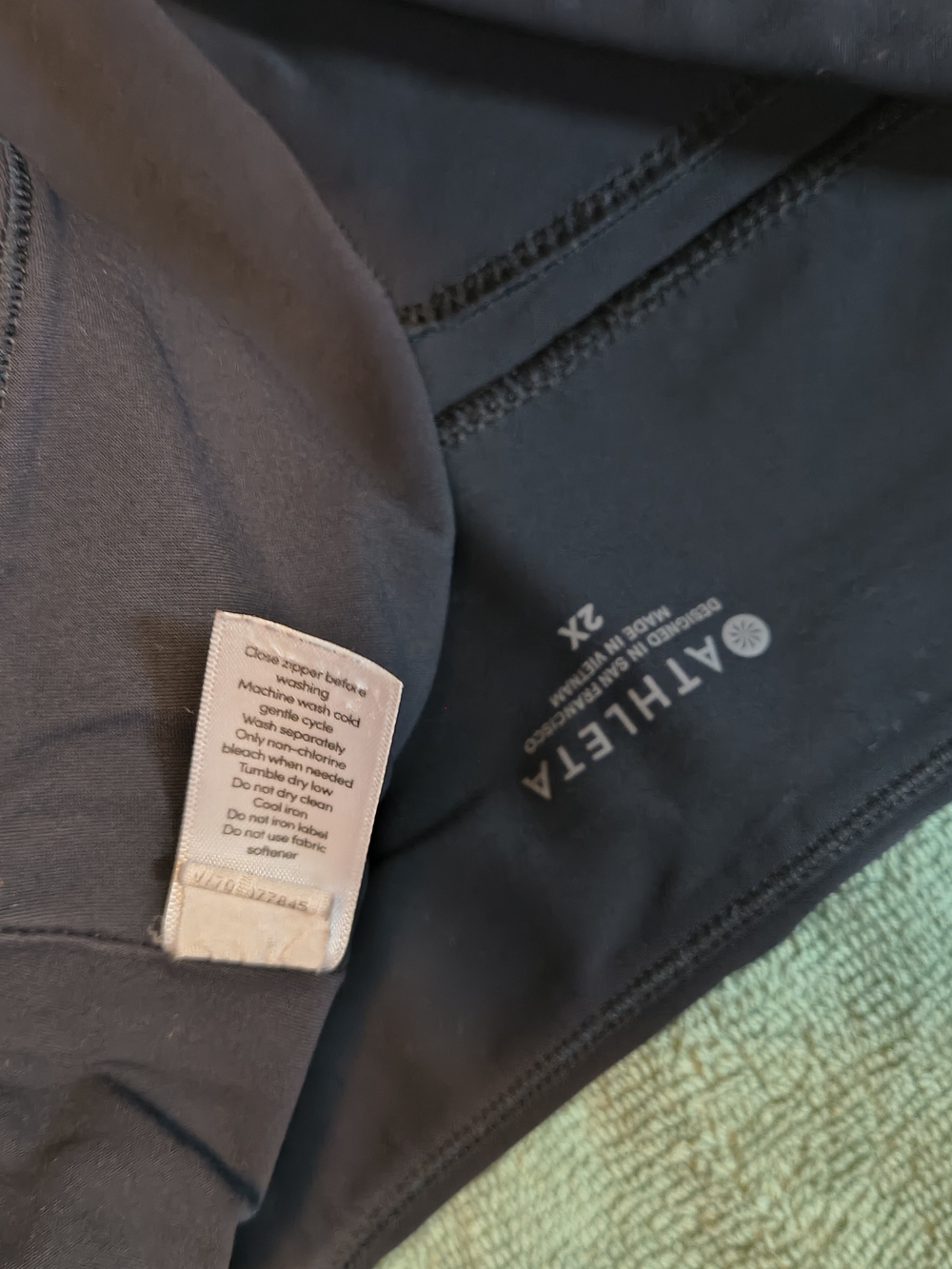 Athleta Leggings Women XXL Black Zip Pocket Stretch Workout Yoga Pants - Picture 6 of 7